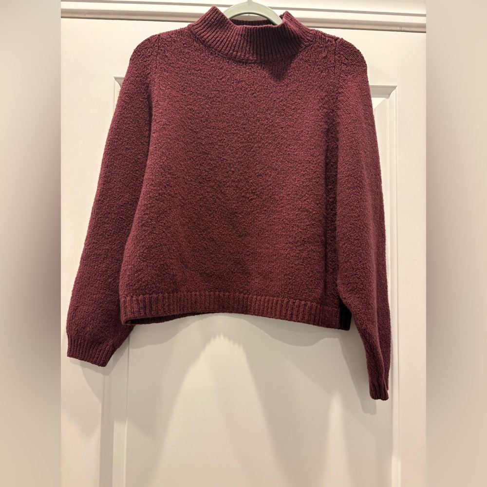 Old Navy Women's Burgundy Turtleneck Sweater